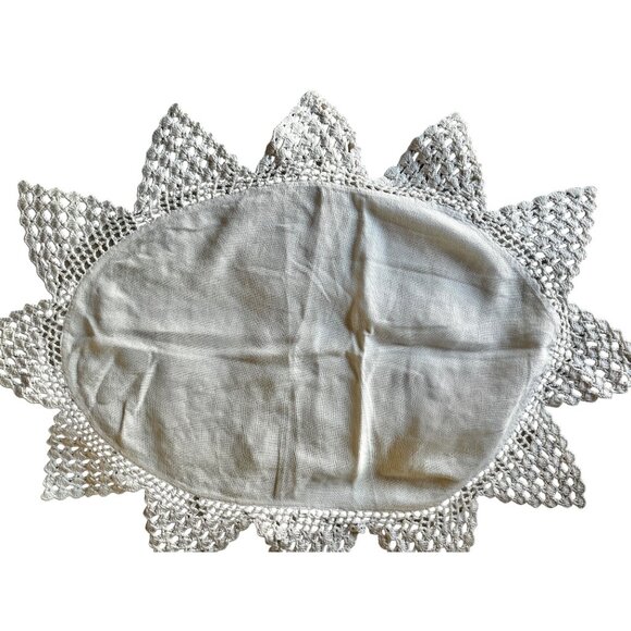 Handcrafted Linen & Crochet Doily Cream Centerpiece 26x20 Wedding Country Core - Picture 9 of 10